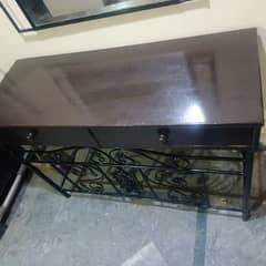 dressing table