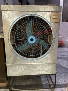 12 watt AC / DC cooler
