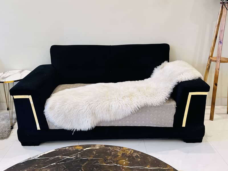 Black sofa set 0