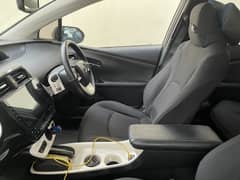 Prius A grade 2016 (urgent sellling)