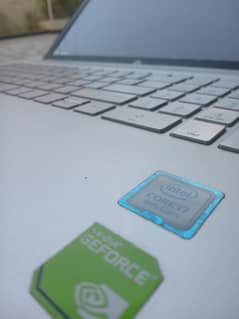 Hp pavilion 15 core i7 8 gen 4 GB graphics 8 GB ram
