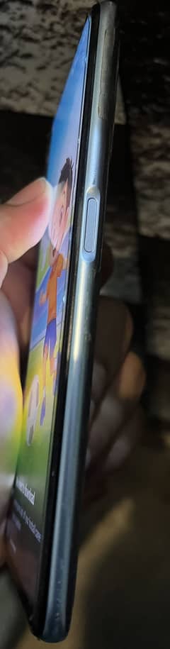 i need money because iam selling may phone