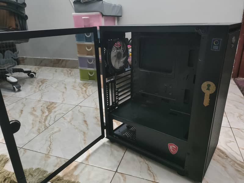Thunder armor case with 4X ARGB fans 4
