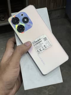 Tecno spark 10 pro 8+8 16 gp ram 128 memory Box charger Total orignal