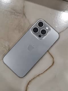 iPhone 15 pro in 10/10 condition 92 battery health cycle count 268