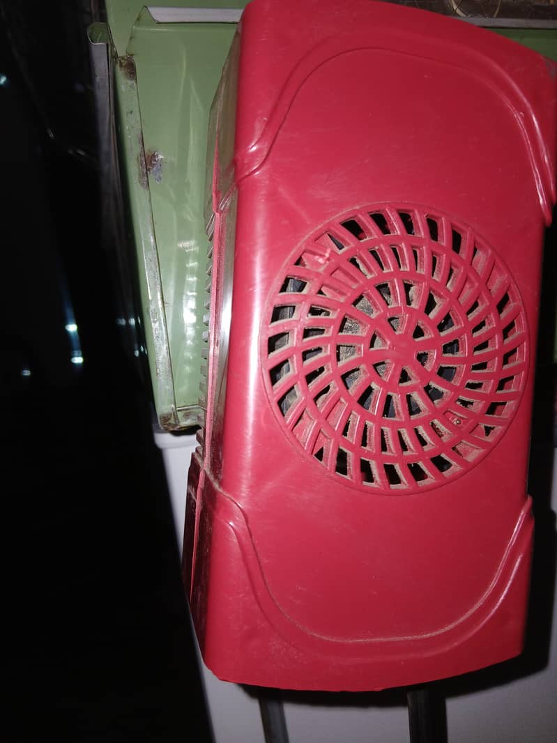 12v. coler argent sale 10/10 condition  only 10 . day use 2