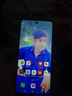 Tecno spark20c 4+4/128 with full box