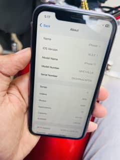 iPhone 11 waterpack condition 10/10 BH 82%