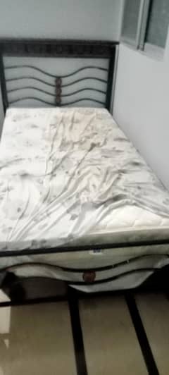 iron rod bed