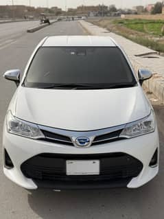 Toyota corolla Axio Hybrid S push start
