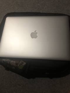 MacBook