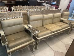Carving sofa set 3-1-1