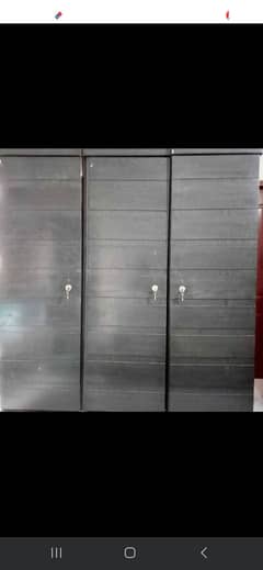Black Curboard