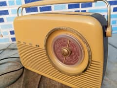 Radio Bush of England 3 bands