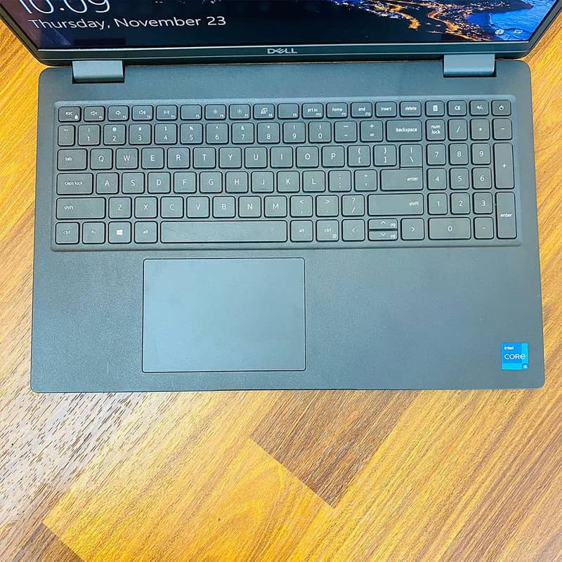 Dell latitude 3520 || core i5 11th generation || 4 ghz processor || 4