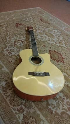 ACOUSTIC GUITAR FOR SALE!!! LIKE BRAND NEW!! 40 INCHES!!