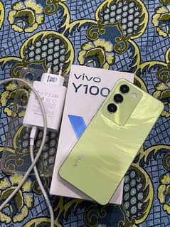 Vivo y100