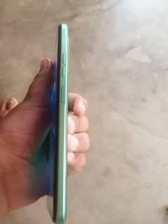Qsmart ultra 6+6 128 storage hai