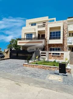 HOUSE FOR GUEST HOUSE FOR RENT IN G-13 ISB FOR GUEST HOUS 7 BEDS 8 BATHS