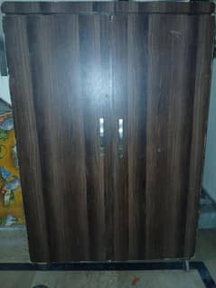 lakri ki almari for sale