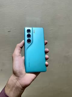 Tecno camon 40 16 Ram 256 Memory  Fix Exchange possible 03185146868