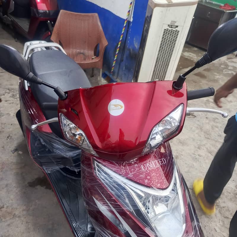 united scooties available 7