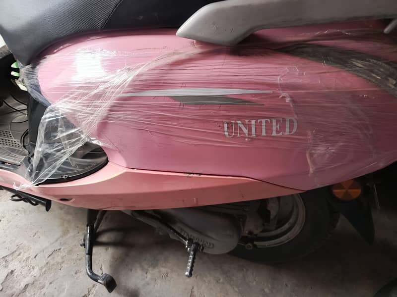 united scooties available 15