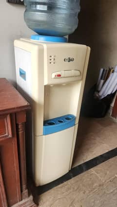 Super Asia Water dispenser 100% working perfect