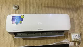 Kenwood KDC-1814S Inverter Generator - Excellent Condition! "