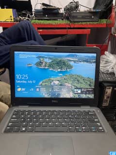 Dell laptop 10/10 condition