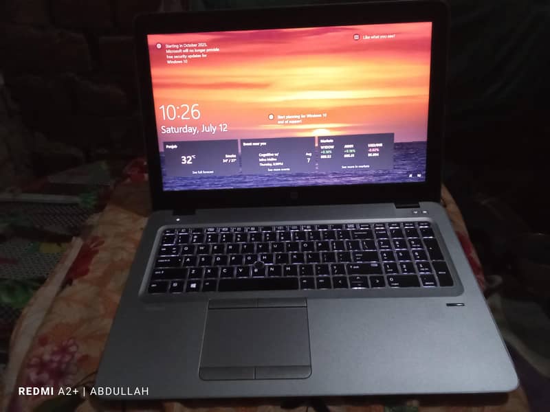 Hp elitebook 10/10 condition  used but like new 2