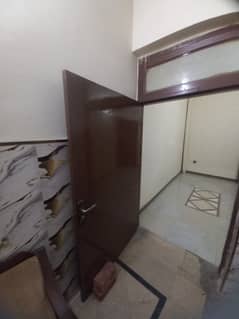 Iqbal Town 300 Sqft Lower Portion For Silent Office Or Bachelor's Near Main Bulevard