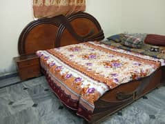 bed and dressing table