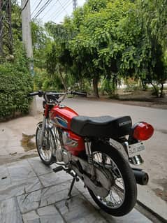 Honda 125 2022 model  biometric available