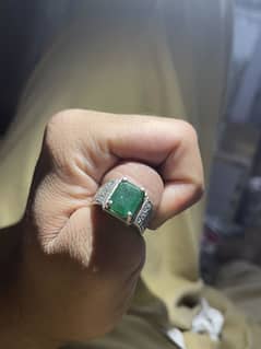 Swat zamrood 5 crt approx natural