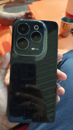 Infinix Hot 40