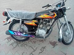 125