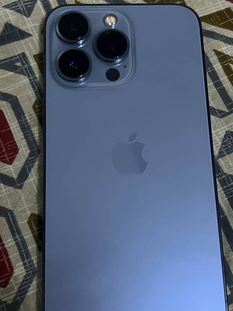 iPhone 13 Pro – non pta – Genuine Set but power button not working . 3