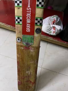 Broken bat in cheap price
