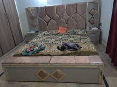 BED AND DRESSING TABLE