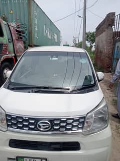 Daihatsu Move 2015