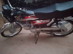 new bike hai nmbr b lgaa huwa 10 off 10 hai argent sale