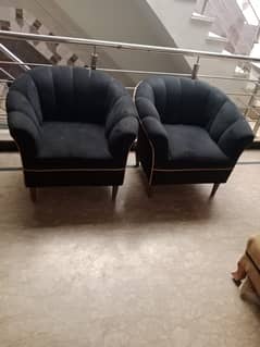 Lush condition sofas set  03205719979