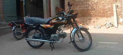 Honda CD 70 Model 21 bata 22
