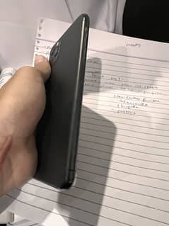 iPhone 11 promax jv 10/10 non pta waterpack