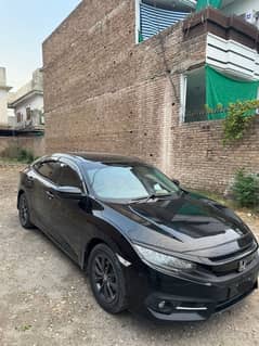 Honda Civic 2019 available for urgent sale