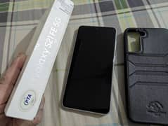 Samsung Galaxy S21 FE  5G   8/256 GB with Box Only
