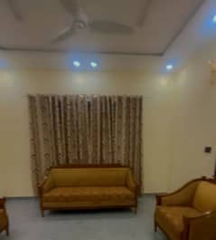 3 2 1 sofa set in new condition urgent sale