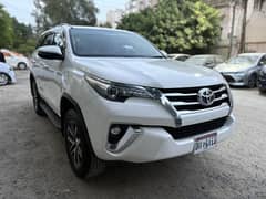 TOYOTA FORTUNER V 2018 PUSH