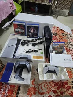 ps5 + 1 extra controller + 3 cds for sell 1 weeks used ony. . .